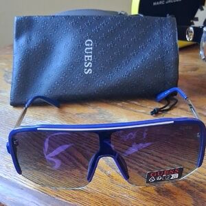 Guess Men's Sunglasses with Blue Frame